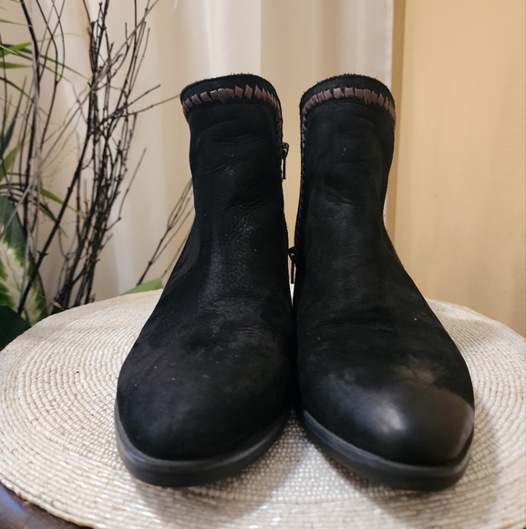 Bueno leather boots size 39.USA 8.5.Like new condition. - Picture 4 of 11